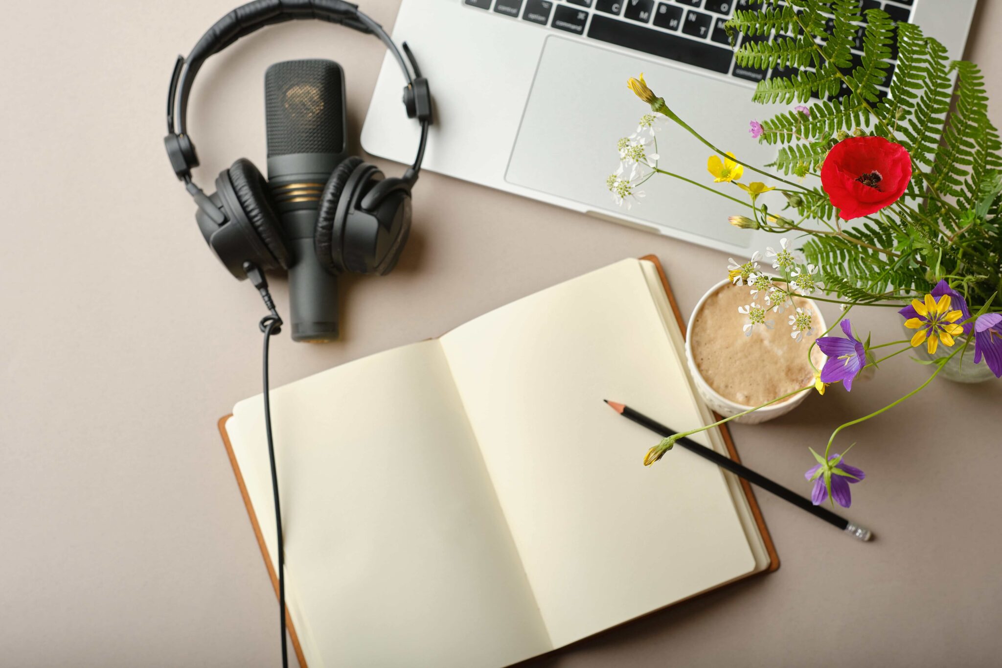 Best ai video editors for socials podcasts and youtube in 2025